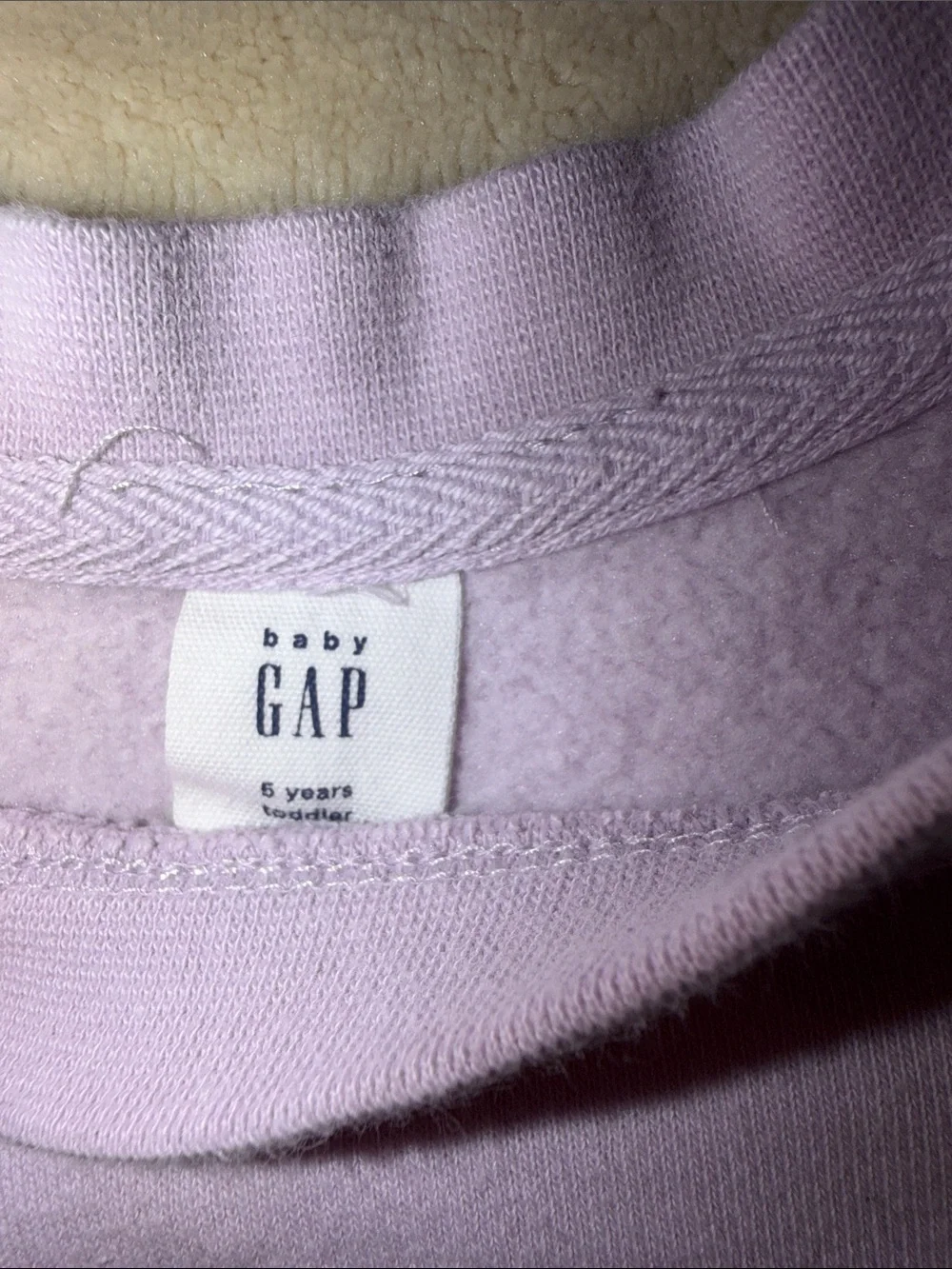 GAP Lilac Sweatshirt with Snoopy Graphic
